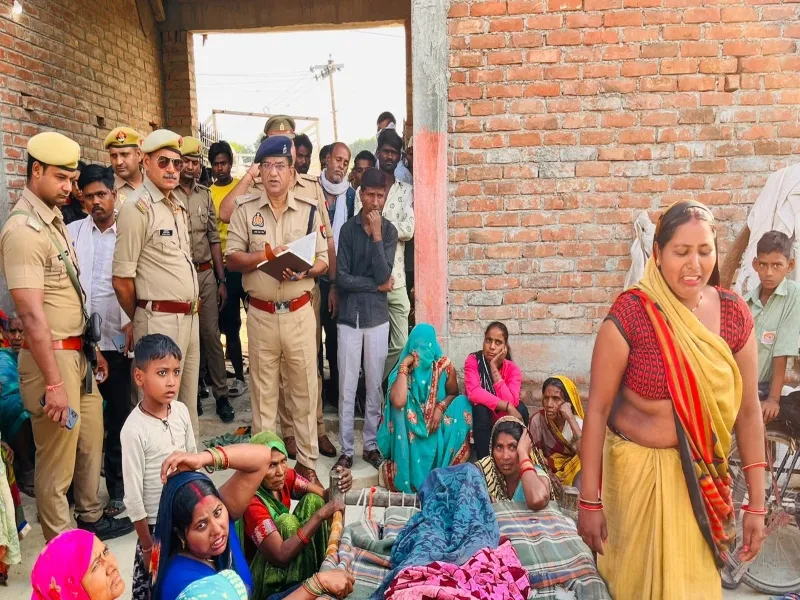 उन्नाव में पत्नी की चाकू व ईंट से वार कर हत्या, हत्यारोपी पति फरार