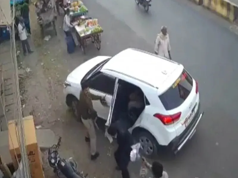 Prayagraj Breaking News : उमेश पाल हत्याकांड में बड़ा खुलासा, इस खास जगह होना था Murder - बाइक और कार सवार हत्यारों ने की थी रेकी