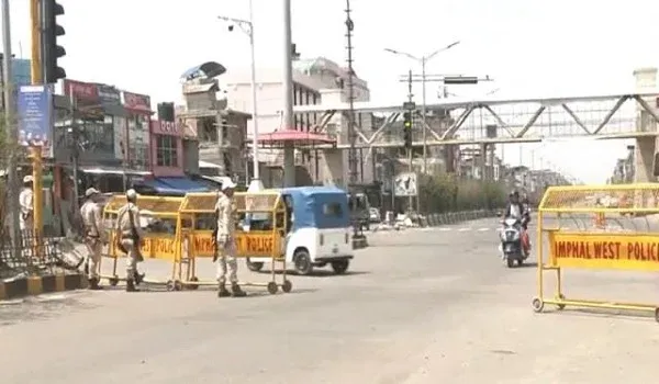 इंफाल में झड़प, कर्फ्यू में ढ़ील की अवधि हुई कम 