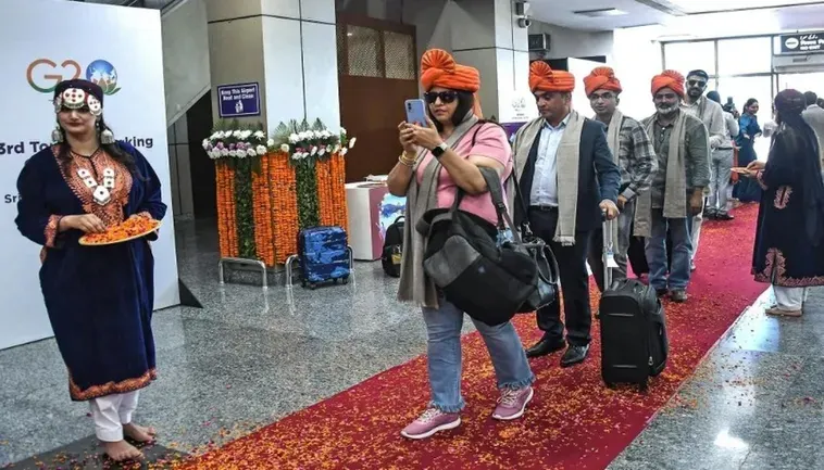 कश्मीर: तीसरे पर्यटन कार्यकारी समूह की बैठक के लिए जी20 देशों के प्रतिनिधि श्रीनगर पहुंचे 