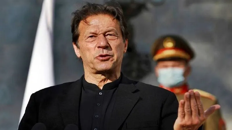 Imran Khan को ‘चार से पांच दिन’ भ्रष्टाचार रोधी एजेंसी की हिरासत में रखे जाने की संभावना : रिपोर्ट 