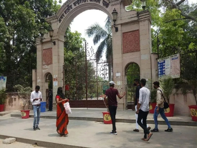 प्रयागराज : इरम की हत्या के बाद कंपनी बाग में दहशत का माहौल, सुबह की सैर पर लोगों ने आना छोड़ा  