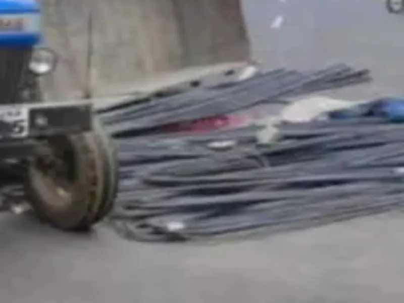 हरदोई : सरिया लदी ट्रैक्टर-ट्राली पलटने से मजदूर की दब कर मौत