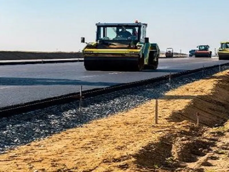 रायबरेली : बाईपास निर्माण में किसानों से मिट्टी दिलवाने के नाम पर ठेकेदार से लाखों ठगे 