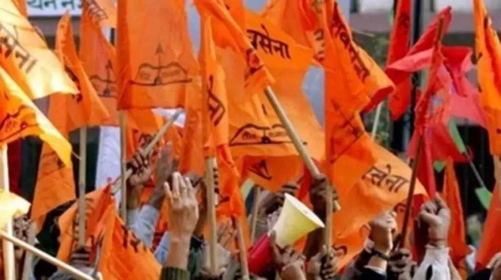 शिव सेना (यूबीटी) प्रवक्ता अंधारे पर आरोप लगाने वाले बीड जिलाध्यक्ष को पार्टी से निष्कासित किया गया 