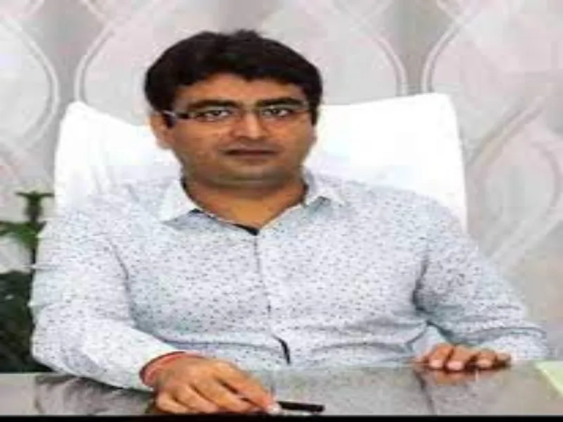 CBI अफसर को माफिया अतीक के पक्ष में गवाही देना पड़ा मंहगा, DM ने की शिकायत