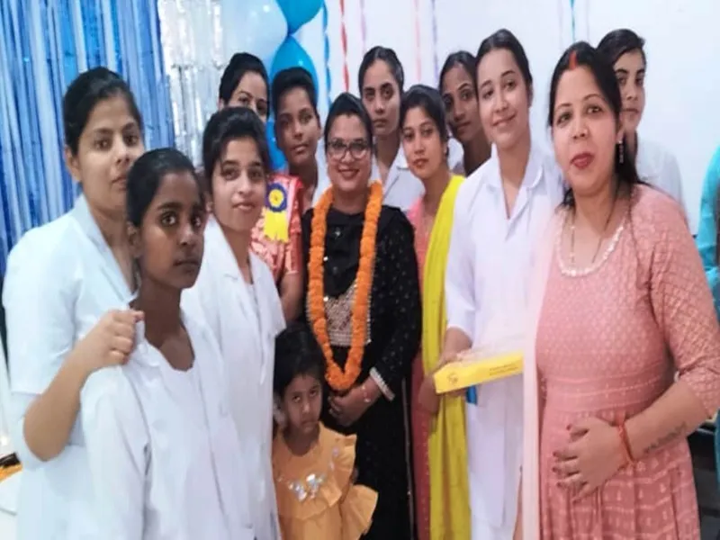 बस्ती : नर्सेज फेडरेशन की प्रदेश उप महामंत्री बनी नीलम चौधरी