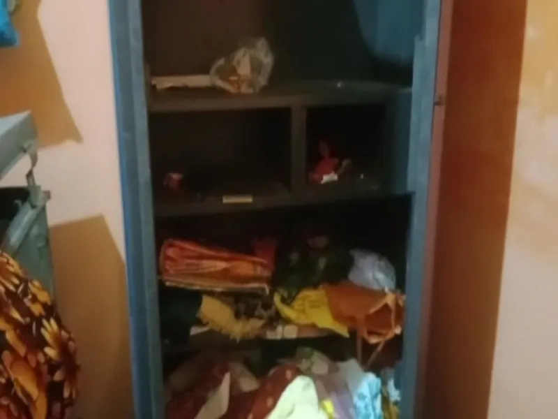रायबरेली : शादी की Shopping करने लखनऊ गया था परिवार, चोरों ने ताला तोड़कर बीस लाख का माल किया पार 