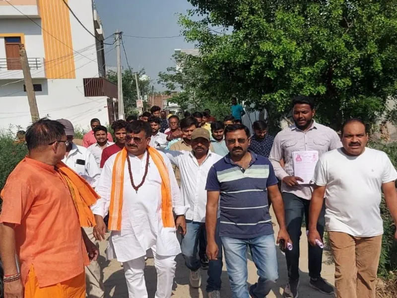 अयोध्या: निर्दल महापौर प्रत्याशी अनीता के पक्ष में वार्डों में किया जनसम्पर्क  