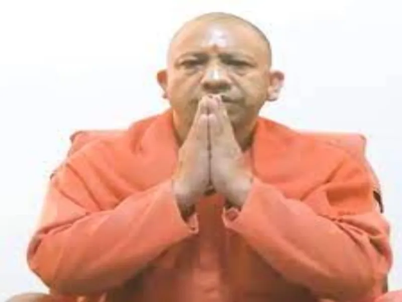 कुशीनगर अग्निकांड पर CM योगी ने जताया दुख, घायलों के समुचित इलाज का दिया निर्देश 