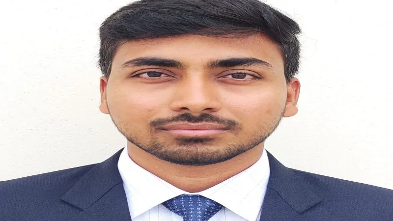 बहराइच : डॉक्टर रघुनंदन को मिली एमसीएच की डिग्री, बढ़ाया जिले का मान