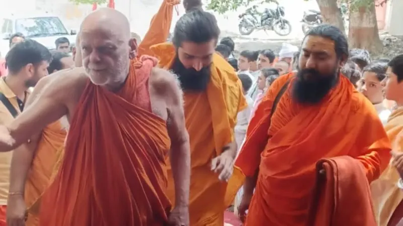 संविधान बना है तो निरस्त भी हो सकता है : निश्चलानंद सरस्वती