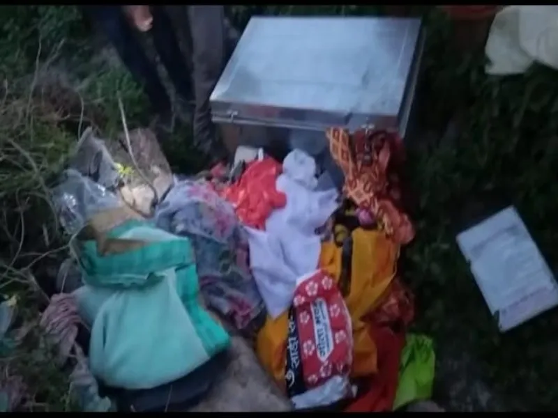 रायबरेली : एक ही रात में गांव के तीन घरों में हुई लाखों की चोरी , पुलिस का दावा जल्द होगा खुलासा   