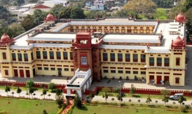 ध्वस्त किया गया पटना कलेक्ट्रेट आज भी जिंदा है विरासत प्रेमियों की स्मृतियों में 