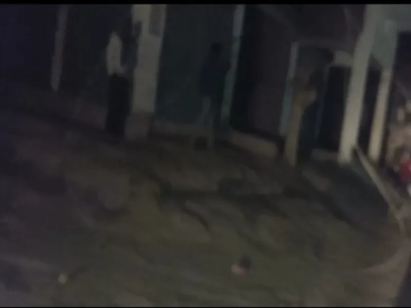 बहराइच में एचटी लाइन टूटने से बिजली के तारों में लगी आग, हो सकता था बड़ा हादसा 