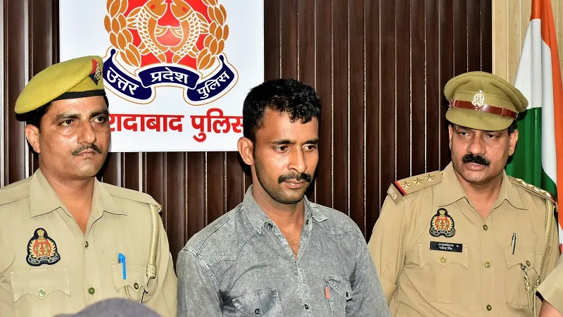 मुरादाबाद : नन्हें को बर्दाश्त नहीं हुई बीवी की बेवफाई, आरोपी ने गर्दन पर चला दिया छुरा