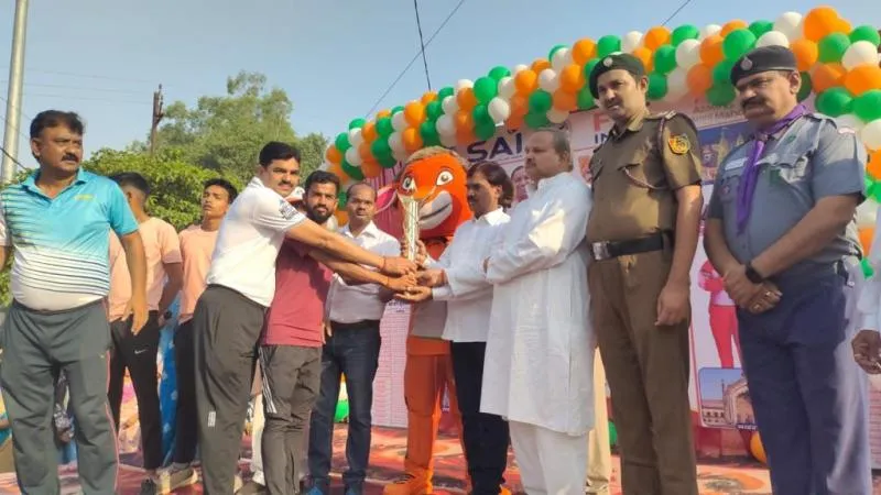 बस्ती : युवा महोत्सव में पुरस्कृत किए गए विजयी प्रतिभागी