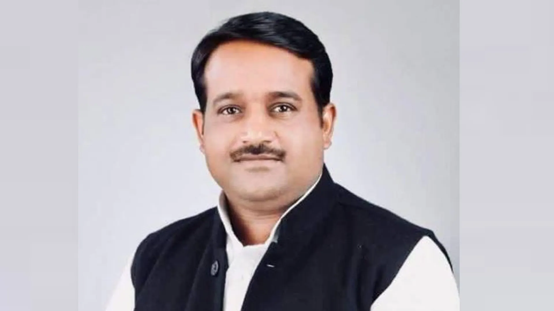 पीलीभीत: भाजपा की नीति से घबराकर साइकिल पर ही सवार होंगे हेमराज