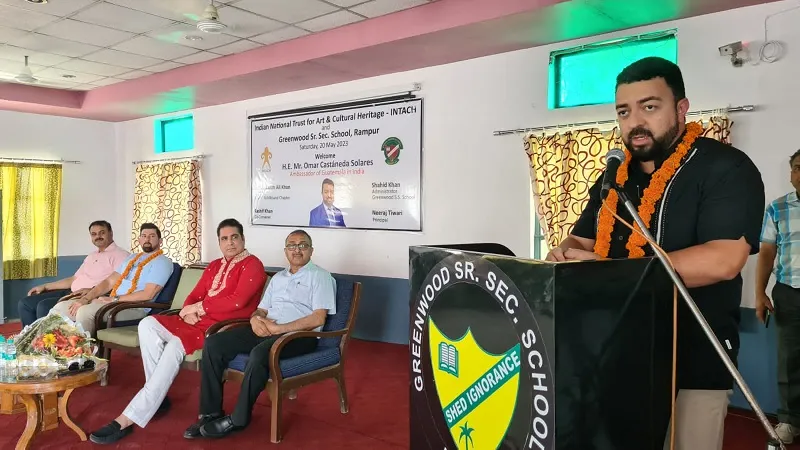 रामपुर: ग्वाटेमाला के राजदूत ने रजा लाइब्रेरी देखी, गांधी समाधि पर की पुष्पांजलि अर्पित  