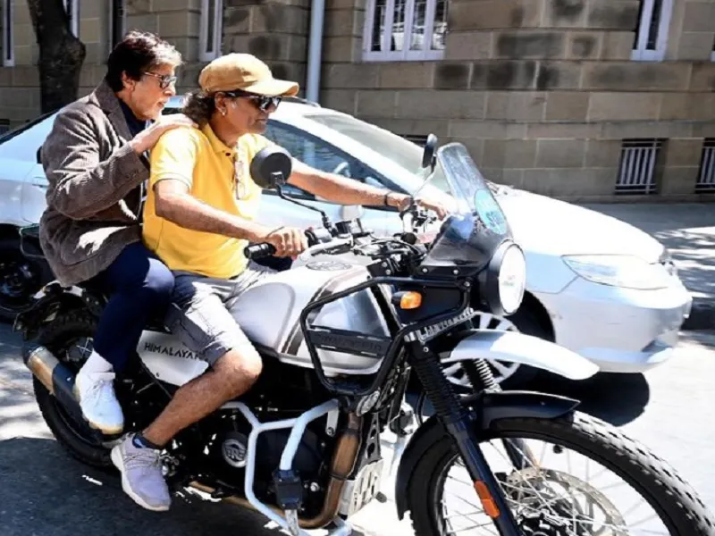 ट्रैफिक में फंसे Amitabh Bachchan ने अनजान व्यक्ति से मांगी मदद, तस्वीर शेयर कर किया शुक्रिया अदा 