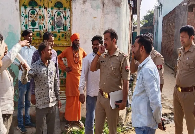 अमरोहा : कच्छा बनियान गिरोह ने सैदनगली में मचाया तांडव, गन प्वाइंट पर लेकर नकदी-आभूषण लूटे