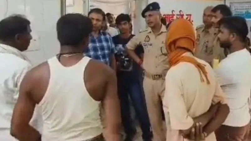 Banda : तालाब में पांच बच्चे नहाने गए, दो की डूबने से मौत, एक गंभीर, गोताखोरों ने दो को बचाया, पढ़ें- पूरी खबर