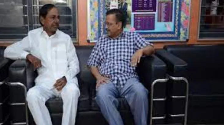 दिल्ली में सेवाओं पर नियंत्रण संबंधी अध्यादेश का मामला : अरविंद केजरीवाल शनिवार को मिलेंगे चंद्रशेखर राव से