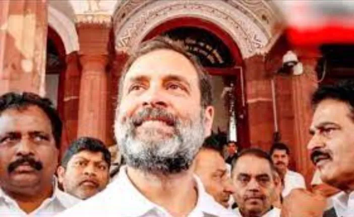 मोदी सरनेम मामले में राहुल गांधी के अधिवक्ता ने कोर्ट से मांगा एक माह का समय