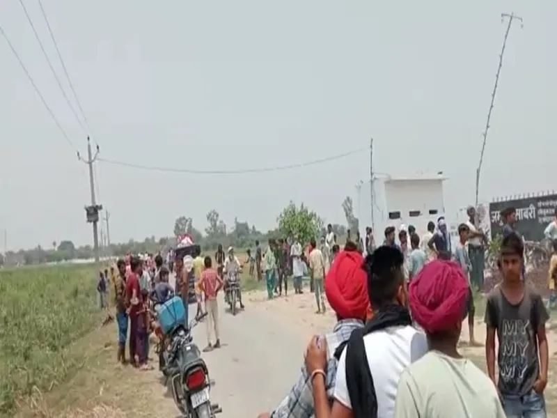 हरदोई: तेज रफ्तार ट्रैक्टर ने बाइक में मारी टक्कर, बहन की दर्दनाक मौत, भाई गंभीर  
