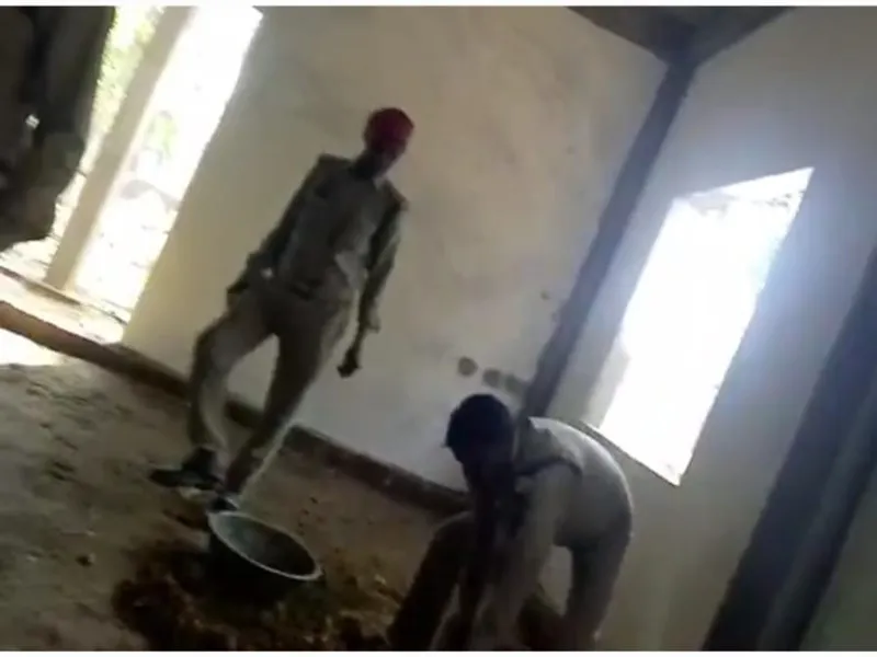  बहराइच: होमगार्ड और पीआरडी जवानों से मजदूरी करवाने वाले यातायात प्रभारी हटे, एसपी ने की कार्यवाई