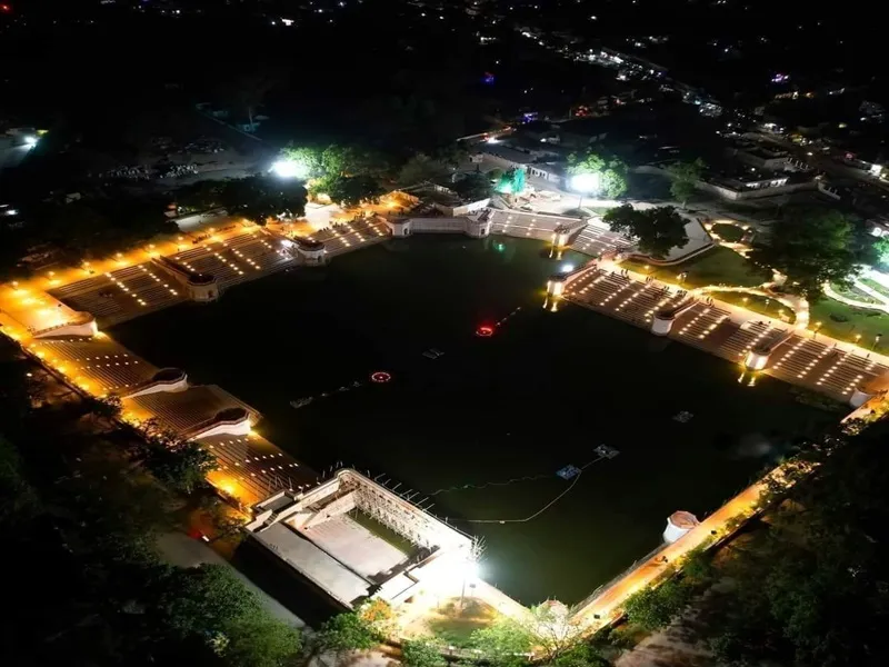 Ayodhya: बाहर जाने की जरूरत नहीं, अब यहीं मनाएं गर्मी की छुट्टियां, अयोध्या के इन महत्वपूर्ण स्थलों पर मिलेगा सुकून 