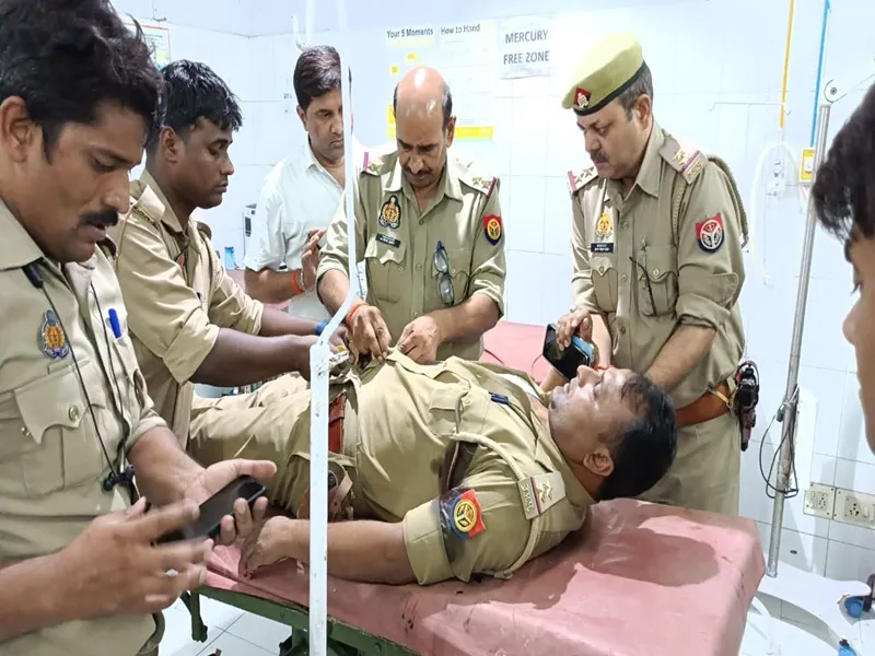 हमीरपुर: पतारा गांव में दबिश देने गए दरोगा को हिस्ट्रीशीटर ने मारी गोली, गांव में दहशत 