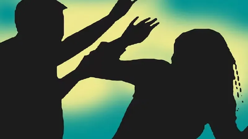 हरदोई: दहेज के लिए शिक्षिका को ससुरालीजनों ने पहले पीटा, फिर जिंदा जला देने की दी धमकी