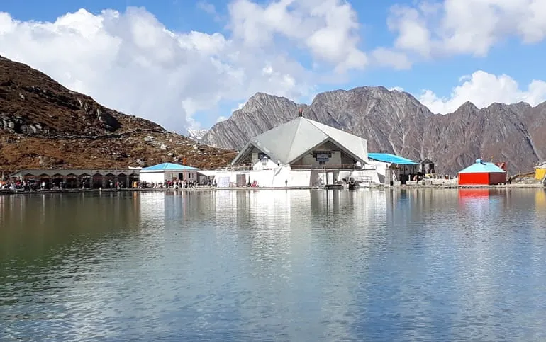 चमोली: हेमकुंड साहिब यात्रा का पहला जत्था 17 को होगा रवाना