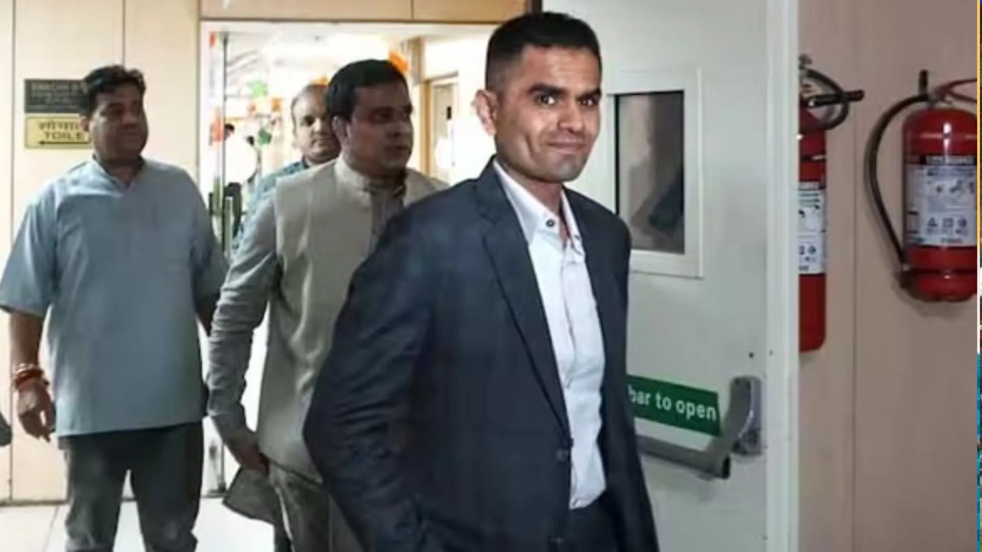 क्रूज मादक पदार्थ जब्ती मामला : लगातार दूसरे दिन सीबीआई के समक्ष पेश हुए समीर वानखेड़े 