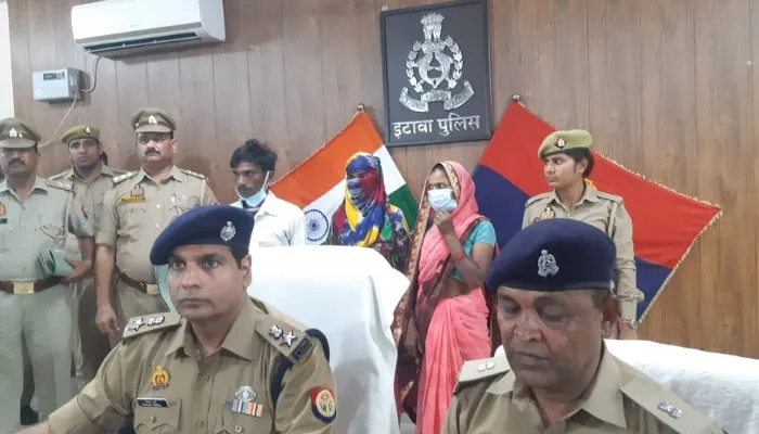 Etawah: पुलिस ने हत्या का खुलासा कर तीन आरोपियों को किया गिरफ्तार, वारदात के पीछे प्रेम प्रसंग की बात सामने आई