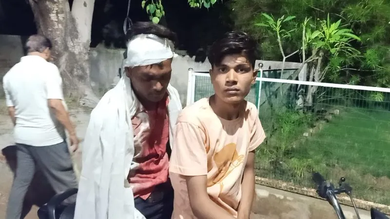 Hamirpur News : किसान व साथी को मारपीट कर एक लाख रुपये छीने, लोडर से आते समय चार लोगों ने घटना को अंजाम दिया 