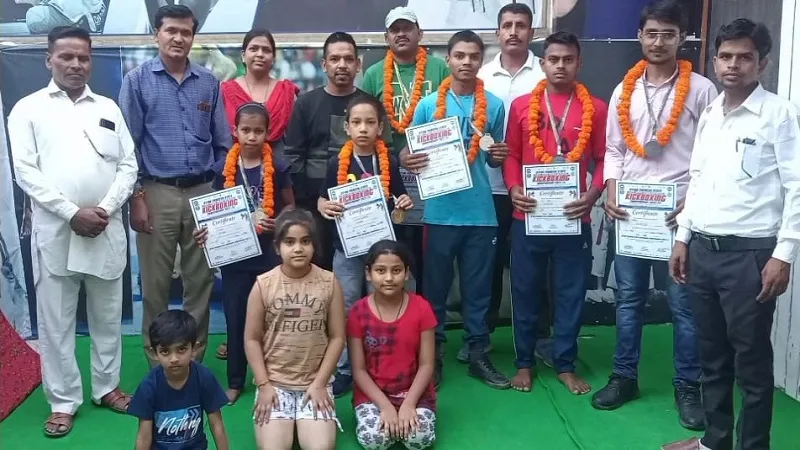 स्टेट किक बॉक्सिंग चैंपियनशिप में रामपुर के खिलाड़ियों का जलवा