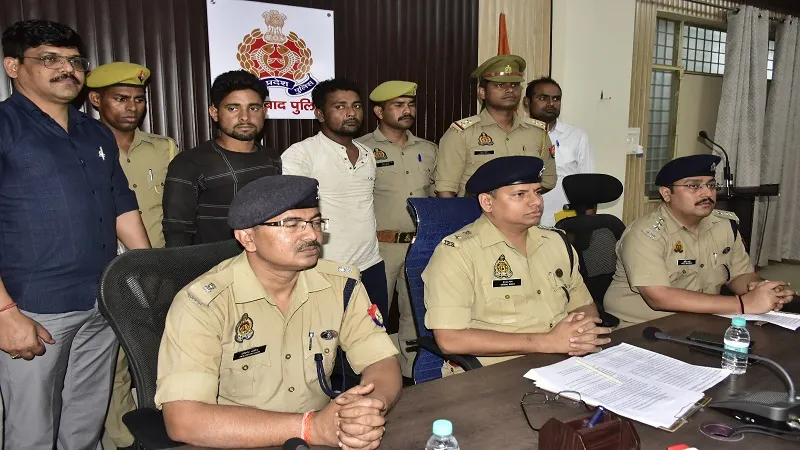 मुरादाबाद : अवैध संबंध में बाधा बने दोस्त को उतारा मौत के घाट, मामा-भांजे गिरफ्तार