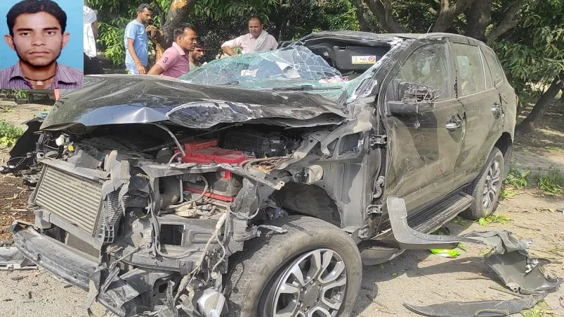 रामपुर : तेज रफ्तार कार ने ई-रिक्शा रौंदा, चालक की मौत, छह लोग घायल