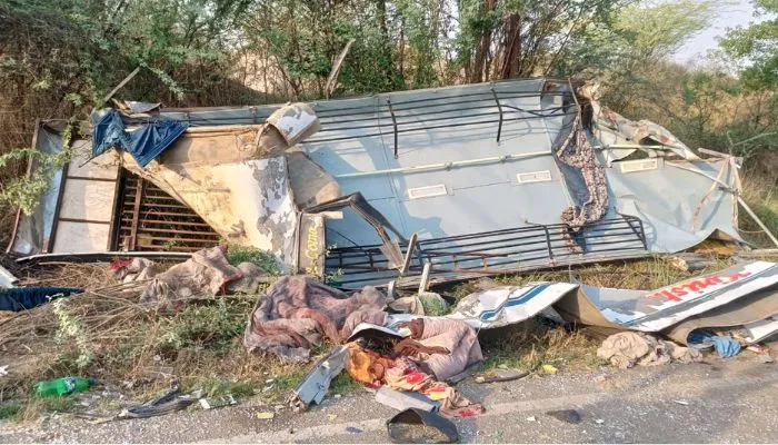 Jalaun Accident 2
