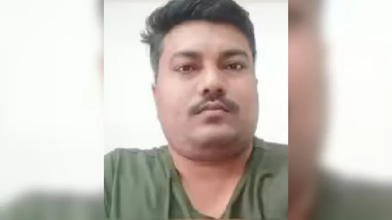 Jalaun Suicide : हेड कांस्टेबल का पुलिस लाइन स्थित आवास में लटकता मिला शव, 11 वर्ष पूर्व हुए थे भर्ती