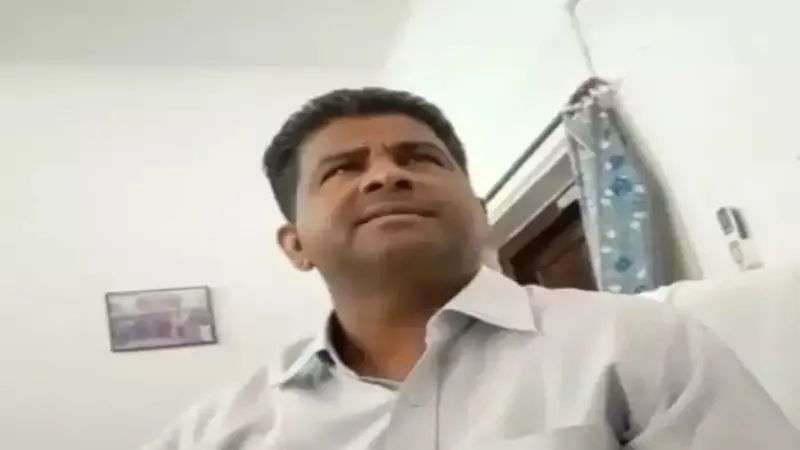 TD College: जौनपुर में छात्रा से अश्लील बातचीत वाला आरोपी प्रोफेसर निलंबित, जानें पूरा मामला