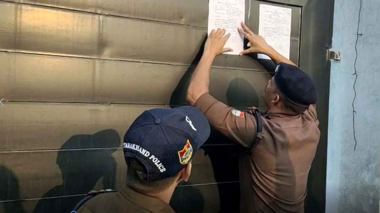 काशीपुर: दहेज अधिनियम में वांछित दो भाइयों के खिलाफ यूपी पुलिस ने की कार्रवाई