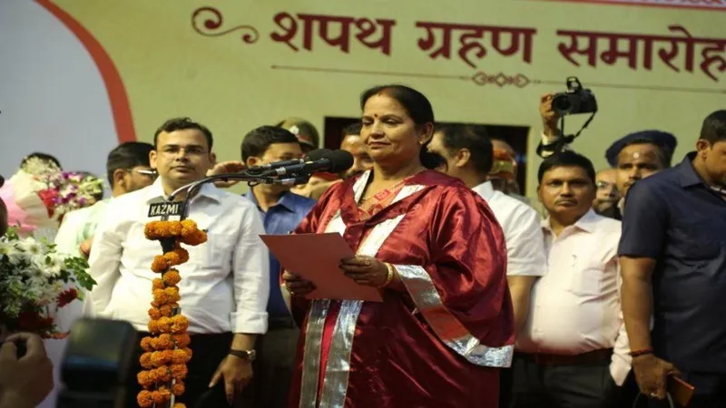 Mayor Sushma Kharakwal: मेयर सुषमा खर्कवाल ने ली शपथ, कहा- लखनऊ को देश के बेहतरीन शहरों में कराएंगे शामिल 