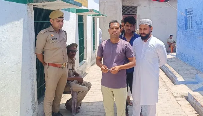 UP Nikay Chunav 2023 News : Kanpur के बिल्हौर में दोबारा कराई गई वोटिंग, एक प्रतिशत बढ़ा मतदान 