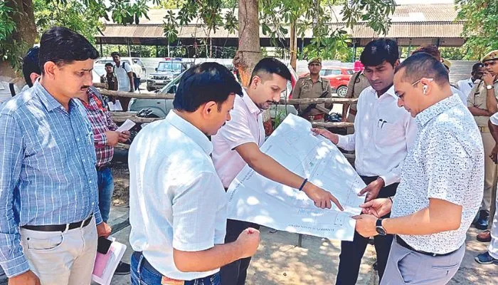  Kanpur News: नौबस्ता गल्ला मंडी से रवाना होंगी पोलिंग पार्टियां, नदारद रहने वाले रिटर्निंग अधिकारियों को नोटिस