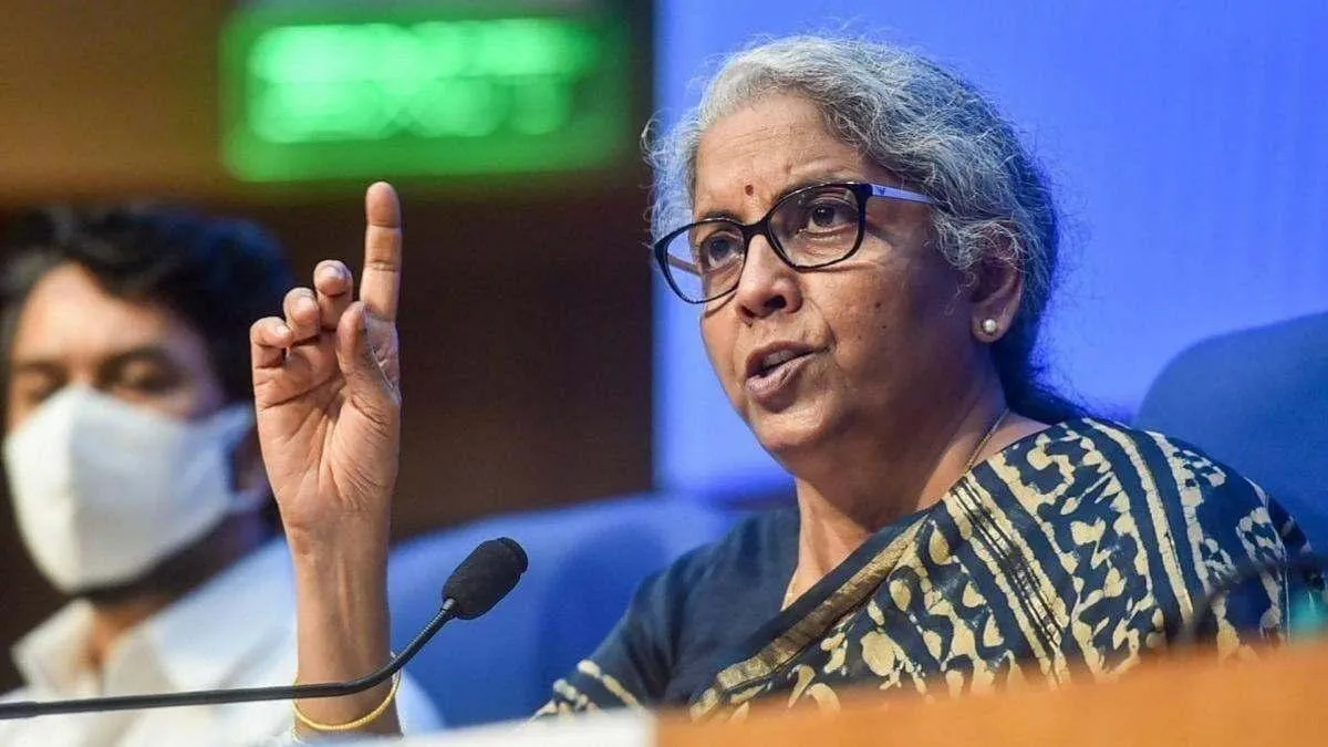 तीन जन सुरक्षा योजनायें आम लोगों की भलाई के लिए समर्पित: सीतारमण 