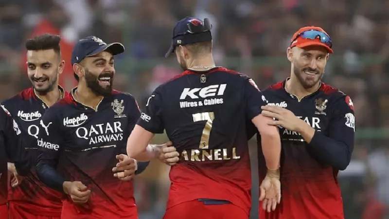 IPL2023: RCB को प्लेऑफ का दावा मजबूत करने के लिए SRH के खिलाफ करनी होगी जीत दर्ज 