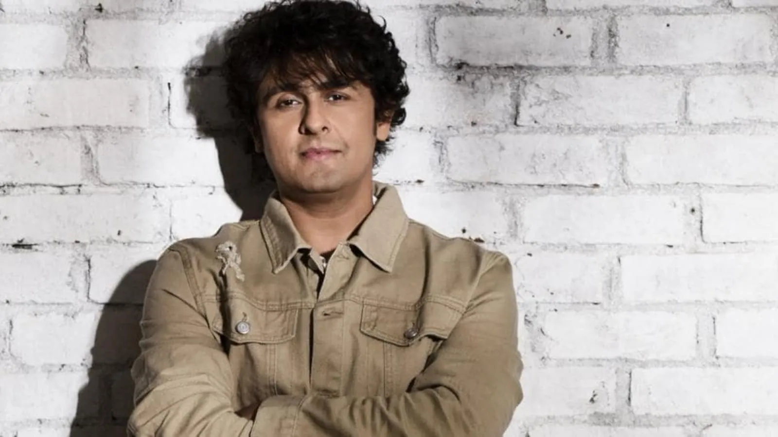 Sonu Nigam: मशहूर गायक सोनू निगम पहुंचे टिहरी, झील में बोटिंग करते हुए उठाया ठंडी हवा का आनंद